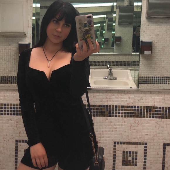 Meet your Posher, Sedona - Picture 1 of 1